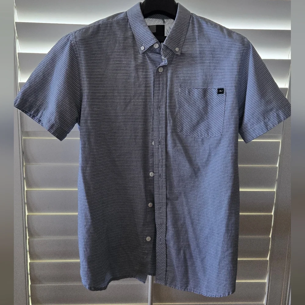 O'Neill Button-Down - Picture 1 of 4
